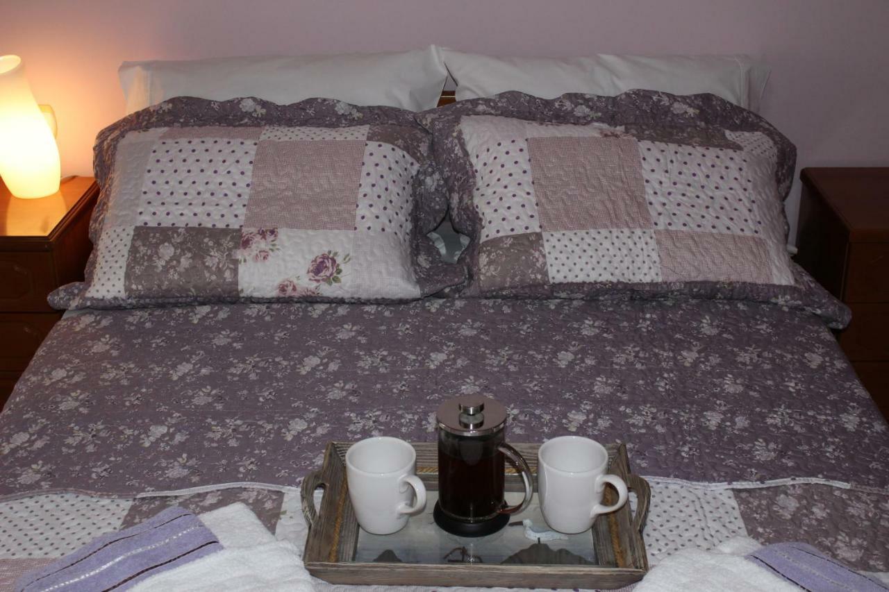 Souzana Rooms 1 Nea Plagia Buitenkant foto